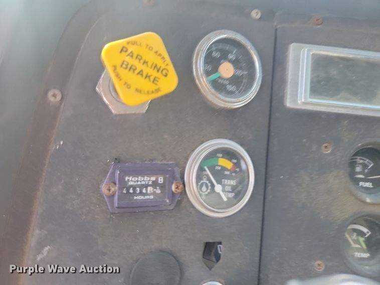 image for item KS9136 1990 Ford L8000  dump truck