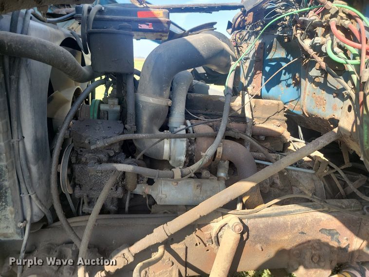 image for item KS9136 1990 Ford L8000  dump truck