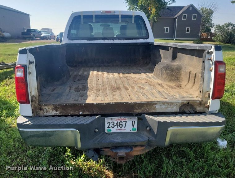 image for item KS9137 2011 Ford F250  Super Duty  Crew Cab pickup truck