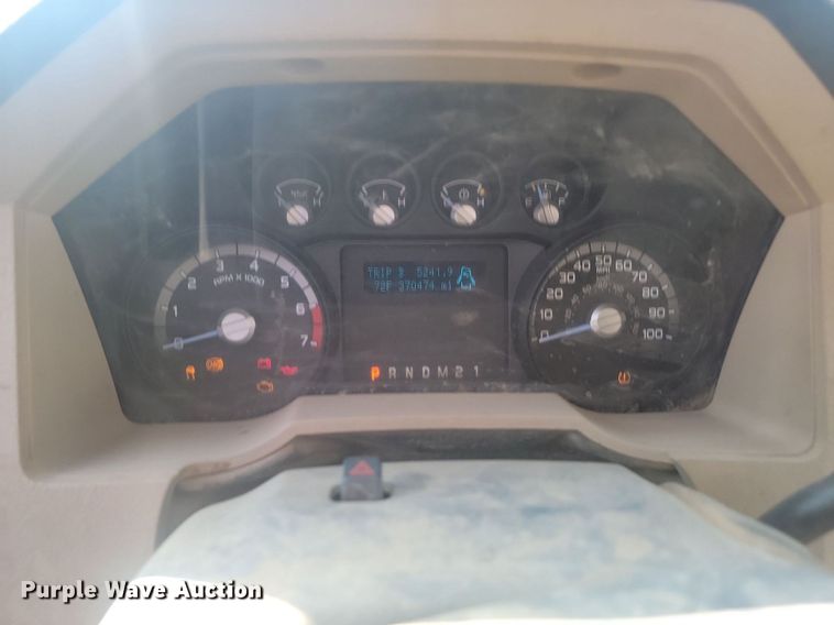 image for item KS9137 2011 Ford F250  Super Duty  Crew Cab pickup truck