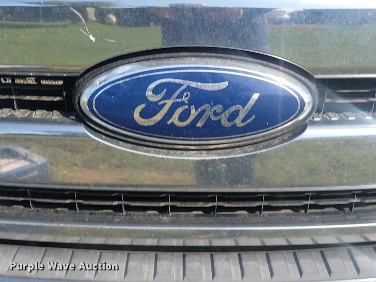 image for item KS9137 2011 Ford F250  Super Duty  Crew Cab pickup truck