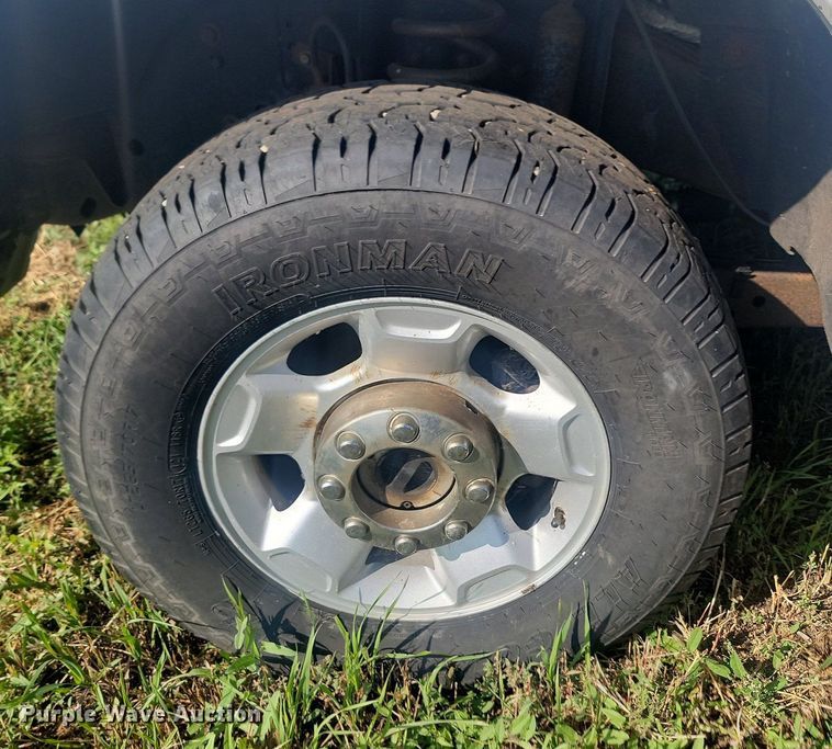 image for item KS9137 2011 Ford F250  Super Duty  Crew Cab pickup truck