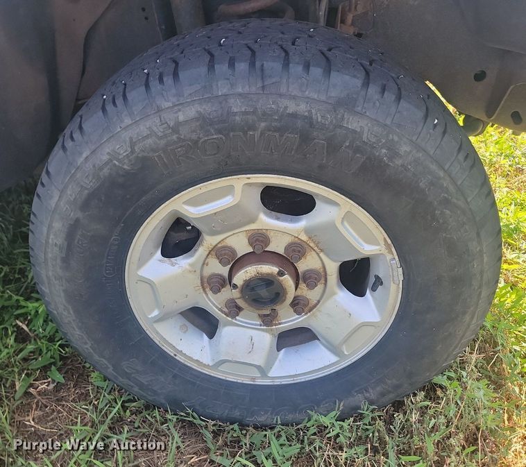 image for item KS9137 2011 Ford F250  Super Duty  Crew Cab pickup truck