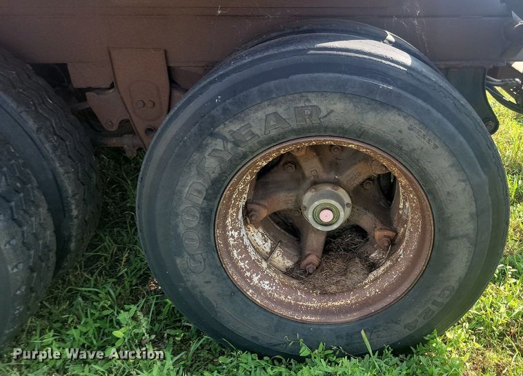 image for item KS9138 1970 Gardener  end dump pup trailer