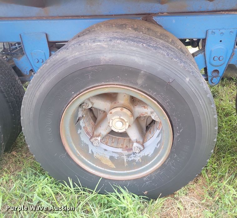 image for item KS9139 1993 Shop built  end dump pup trailer