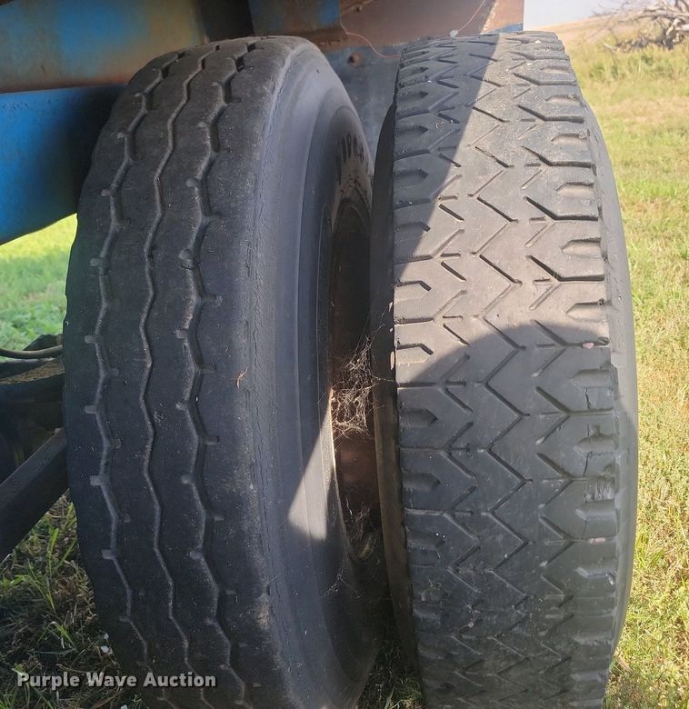 image for item KS9139 1993 Shop built  end dump pup trailer