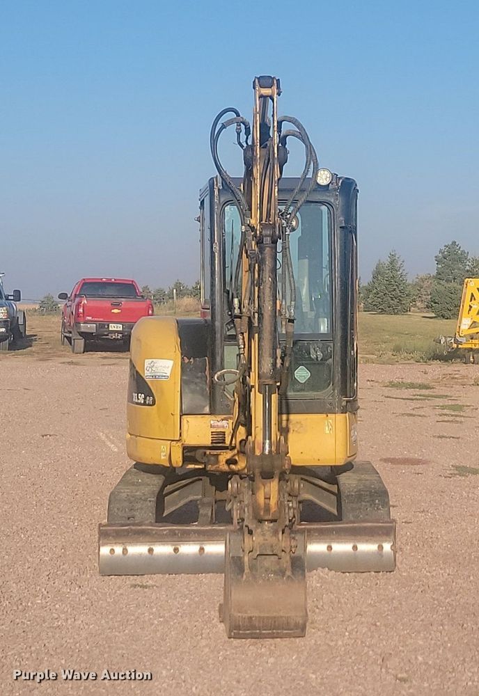 image for item KS9142 2007 Caterpillar 303.5C CR  mini excavator