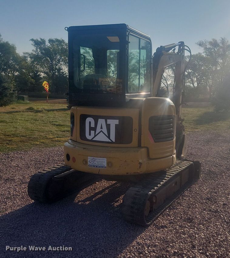 image for item KS9142 2007 Caterpillar 303.5C CR  mini excavator