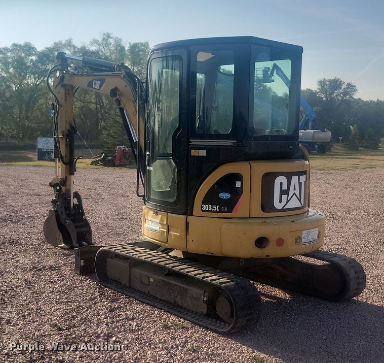 image for item KS9142 2007 Caterpillar 303.5C CR  mini excavator
