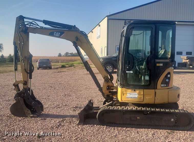 image for item KS9142 2007 Caterpillar 303.5C CR  mini excavator