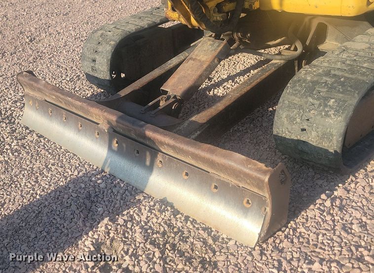 image for item KS9142 2007 Caterpillar 303.5C CR  mini excavator