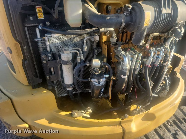 image for item KS9142 2007 Caterpillar 303.5C CR  mini excavator