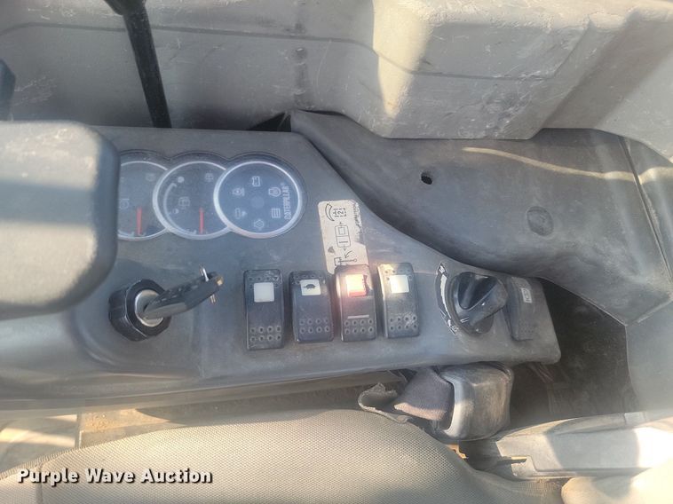 image for item KS9142 2007 Caterpillar 303.5C CR  mini excavator