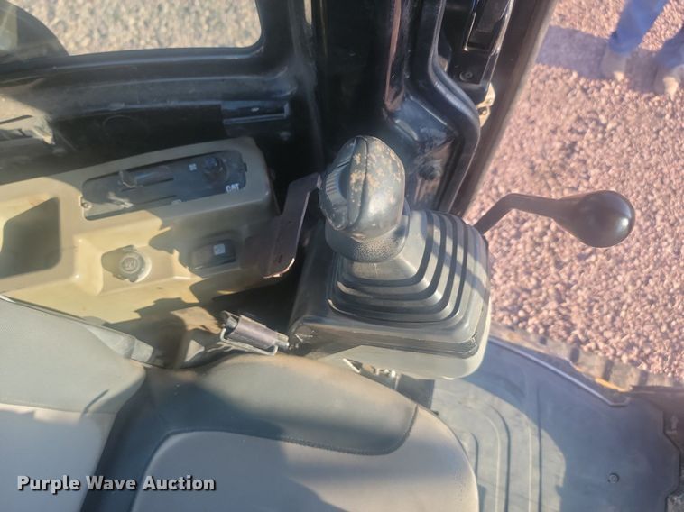 image for item KS9142 2007 Caterpillar 303.5C CR  mini excavator