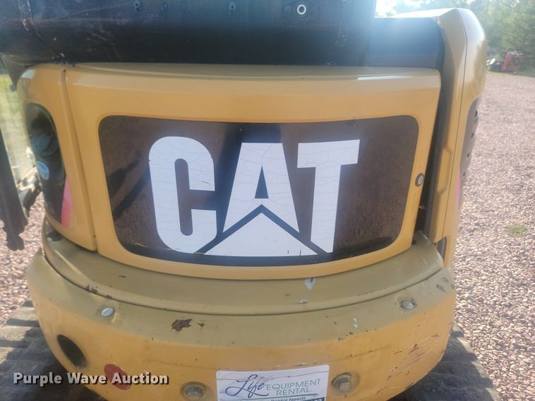 image for item KS9142 2007 Caterpillar 303.5C CR  mini excavator