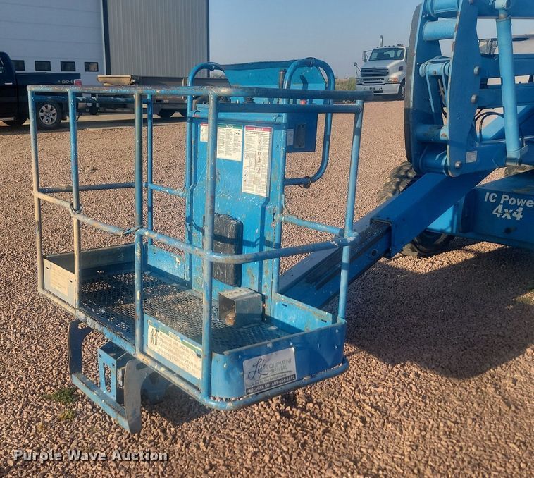 image for item KS9143 2002 Genie Z-45/25  boom lift