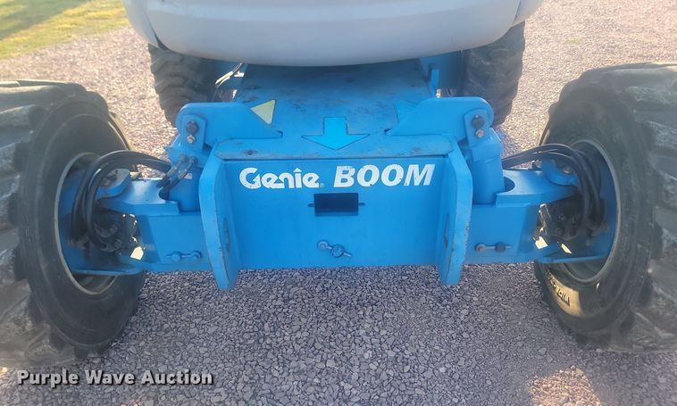 image for item KS9143 2002 Genie Z-45/25  boom lift