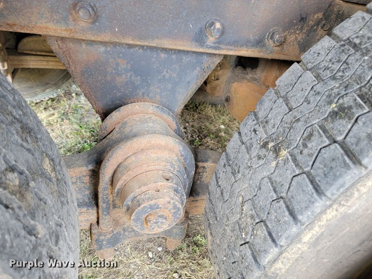 image for item KS9157 1980 Mack  dump truck