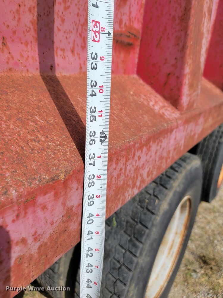 image for item KS9157 1980 Mack  dump truck