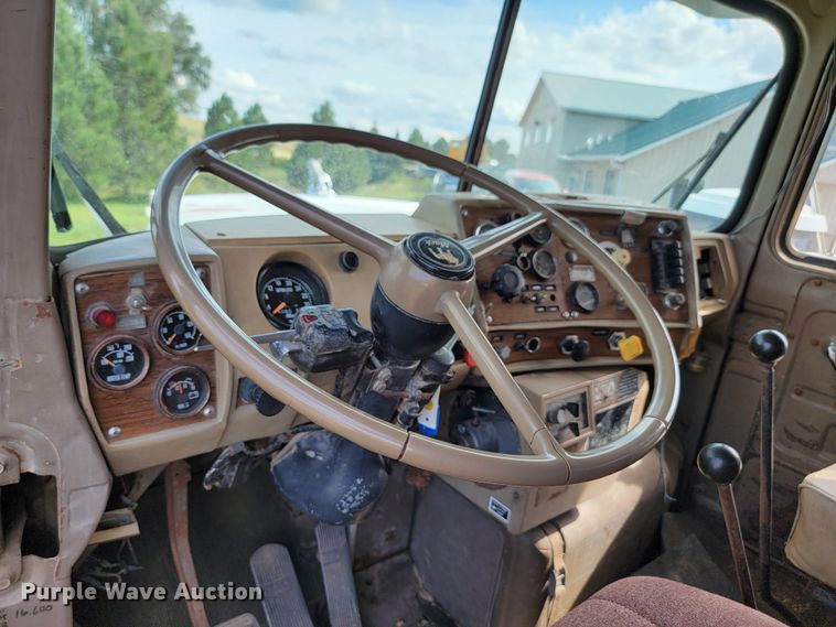 image for item KS9157 1980 Mack  dump truck