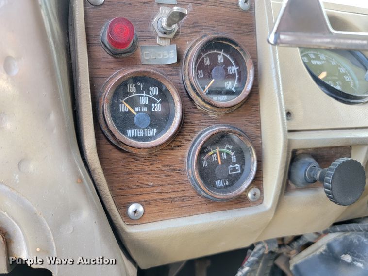 image for item KS9157 1980 Mack  dump truck