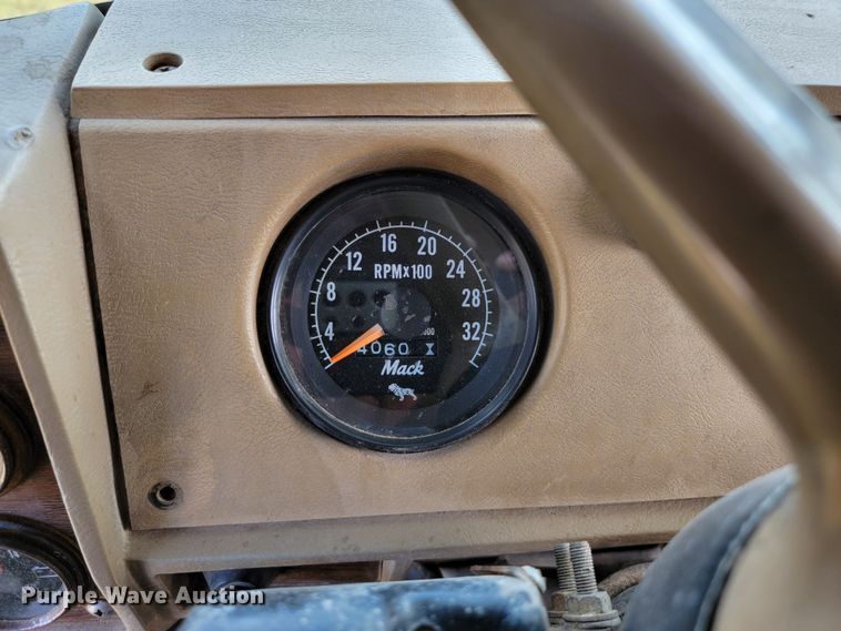 image for item KS9157 1980 Mack  dump truck