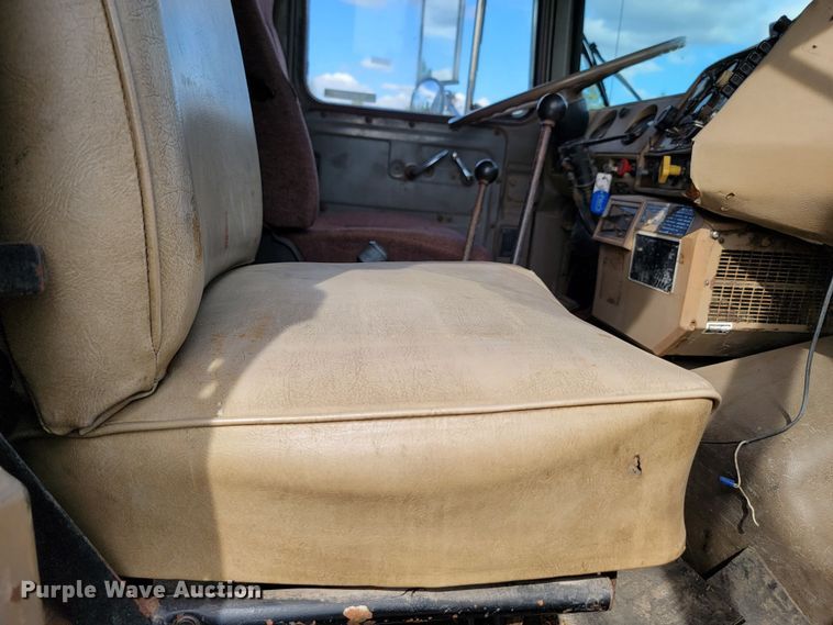 image for item KS9157 1980 Mack  dump truck