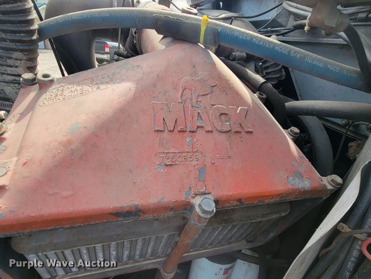 image for item KS9157 1980 Mack  dump truck