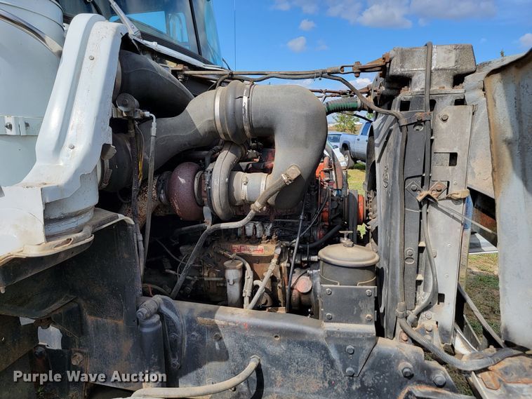 image for item KS9157 1980 Mack  dump truck