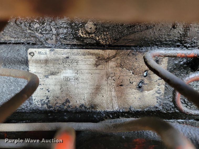 image for item KS9157 1980 Mack  dump truck