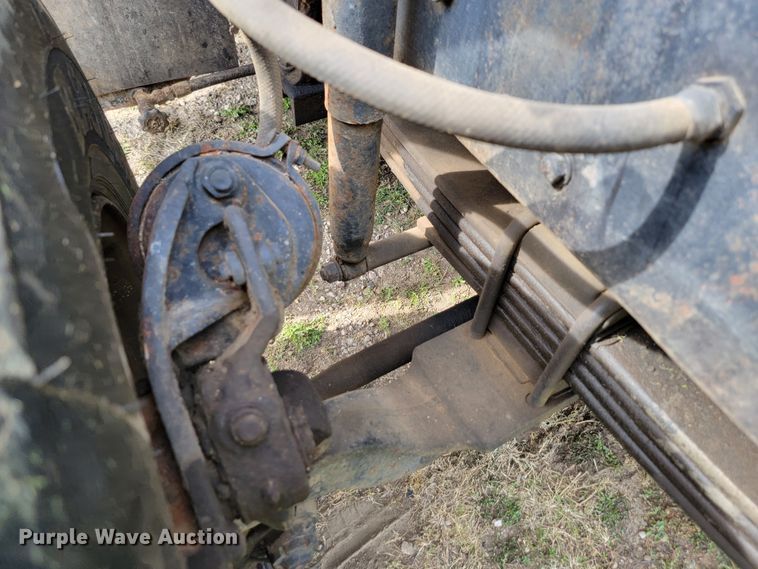 image for item KS9157 1980 Mack  dump truck