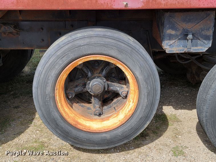 image for item KS9157 1980 Mack  dump truck