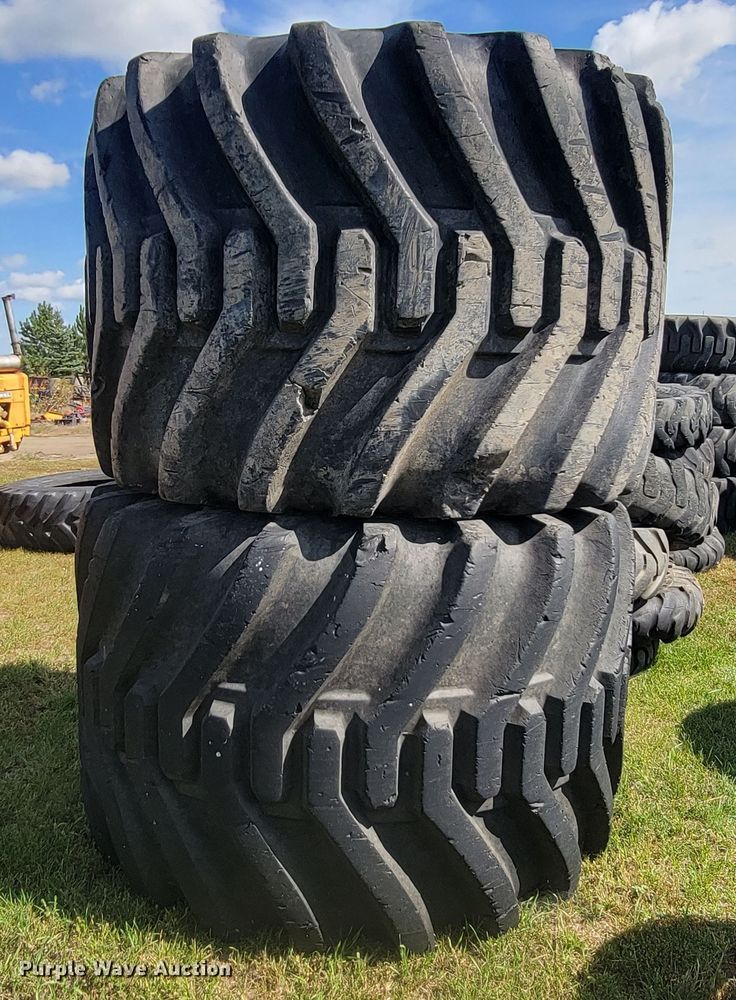 image for item KS9163 (11) tires