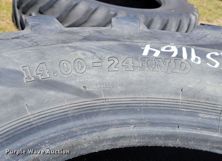 image for item KS9164 (8) 14.00-24 tires