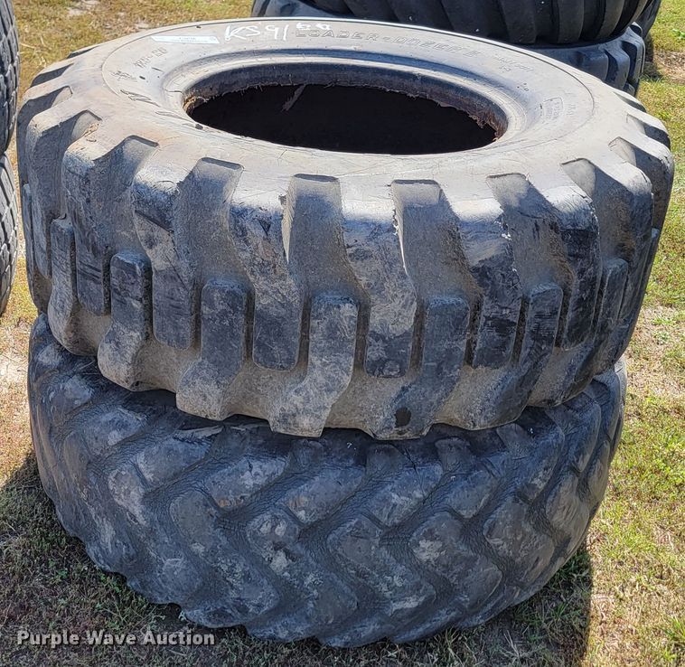 image for item KS9165 (6) 17.5-25 tires