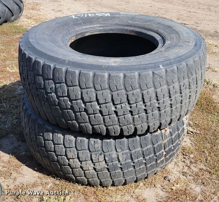 image for item KS9167 (2) Goodyear 17.5R25 tires