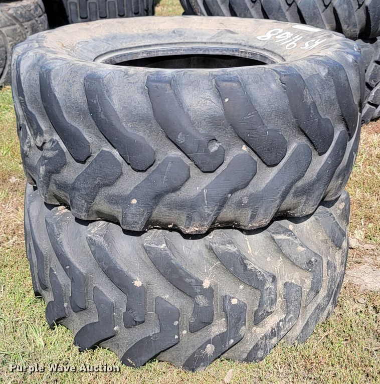 image for item KS9168 (2) 19.5L-24 tires