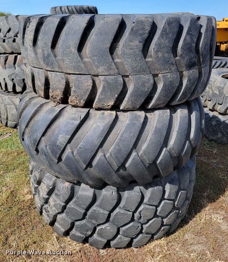 image for item KS9169 (3) 23.5-25 tires