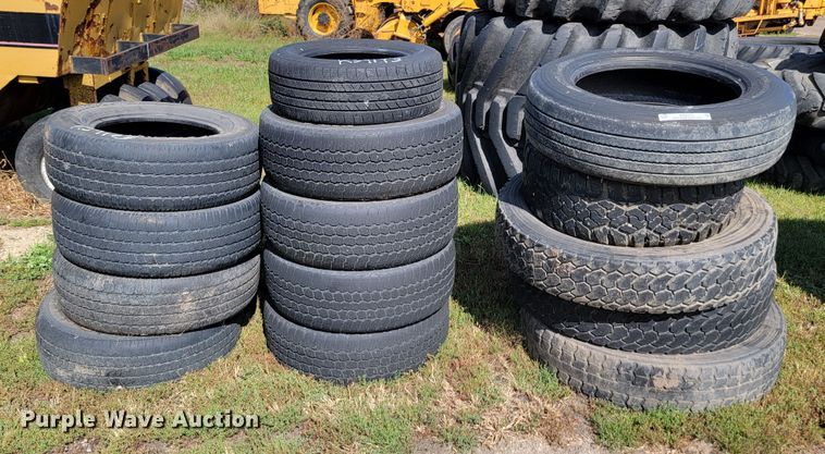 image for item KS9173 (22) tires