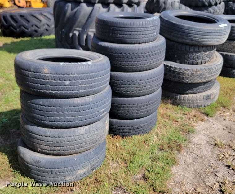 image for item KS9173 (22) tires