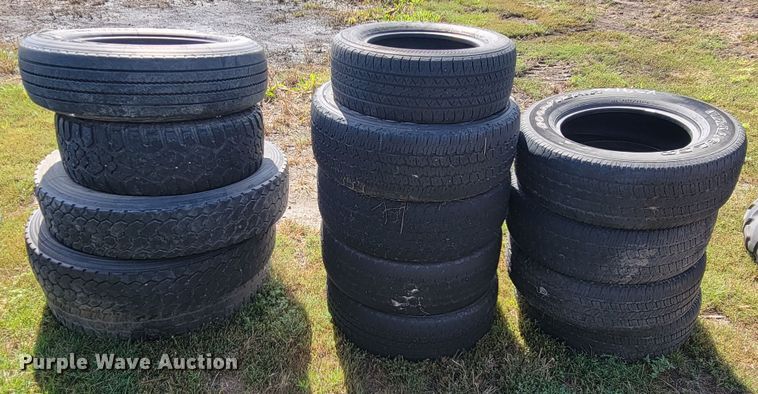 image for item KS9173 (22) tires