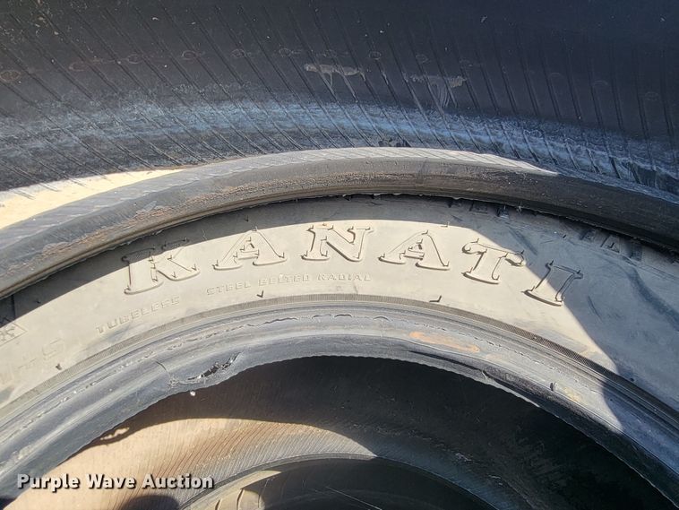 image for item KS9173 (22) tires