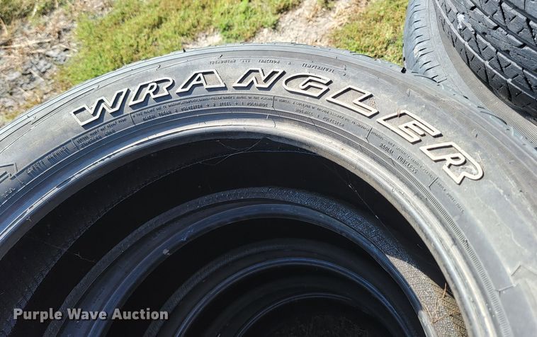 image for item KS9173 (22) tires