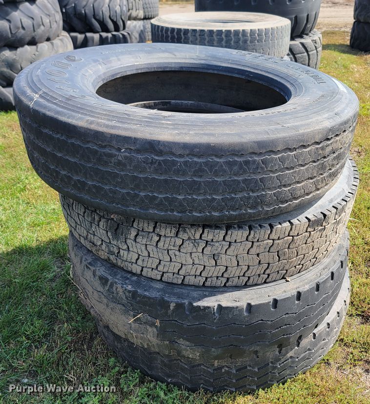 image for item KS9173 (22) tires