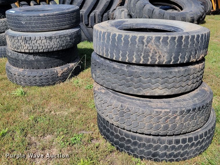 image for item KS9173 (22) tires