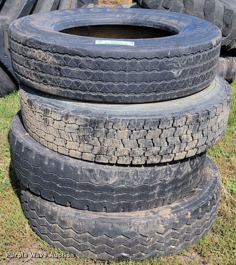 image for item KS9173 (22) tires