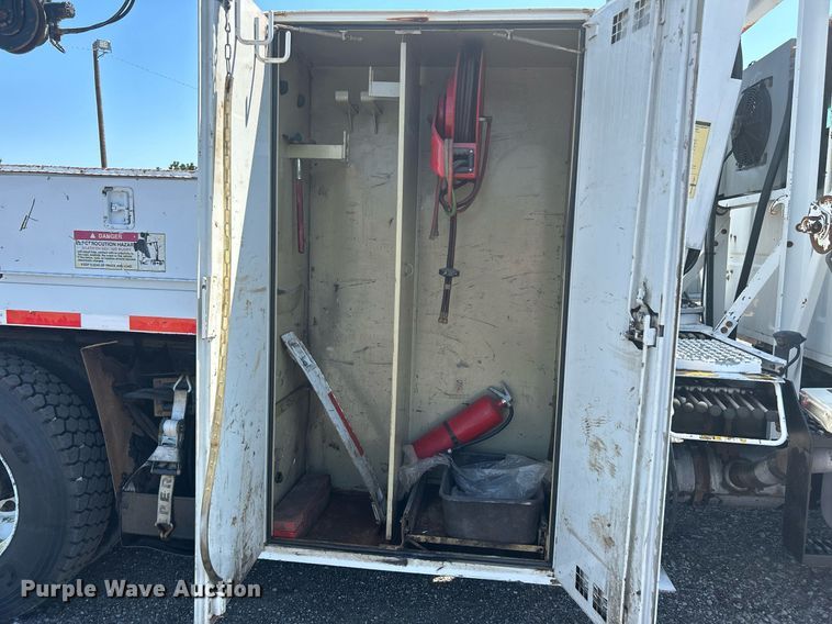 image for item KW9083 2006 Sterling Acterra  crane truck