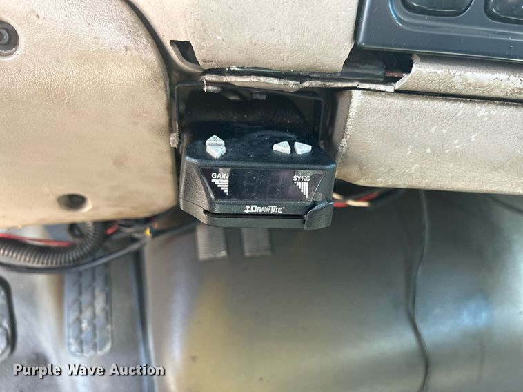 image for item KW9083 2006 Sterling Acterra  crane truck