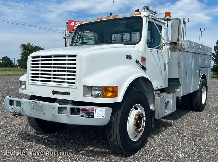 image for item KW9097 2001 International 4700  reel truck
