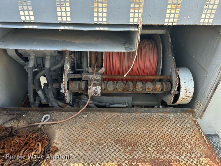 image for item KW9097 2001 International 4700  reel truck